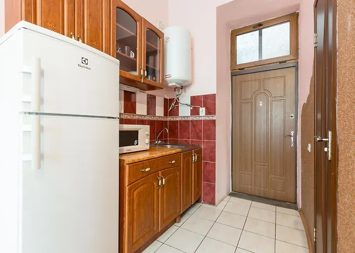 Apartamento на вулиці федорова 29 біля площі ринок підвальна